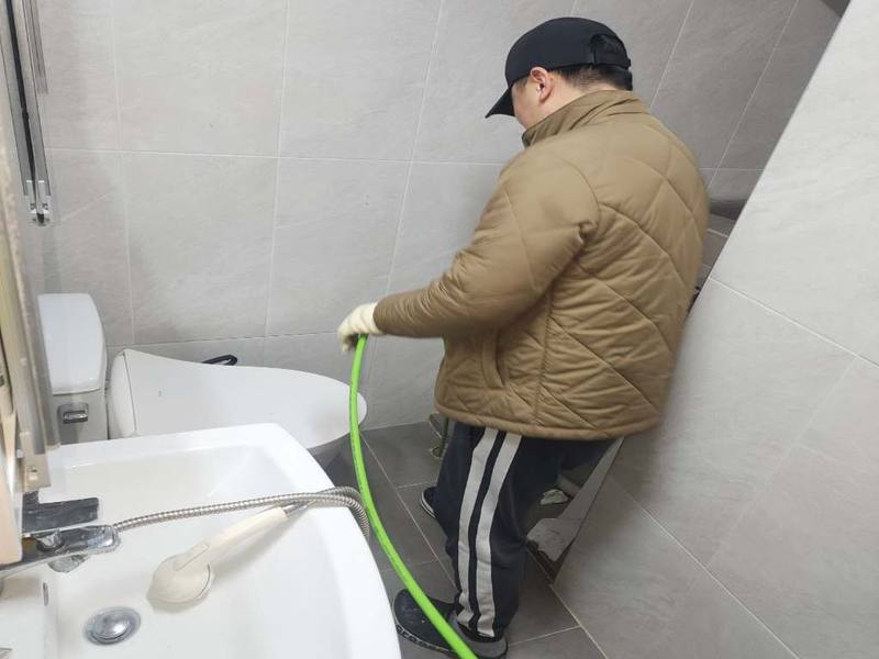 수원 변기막힘 작업사례